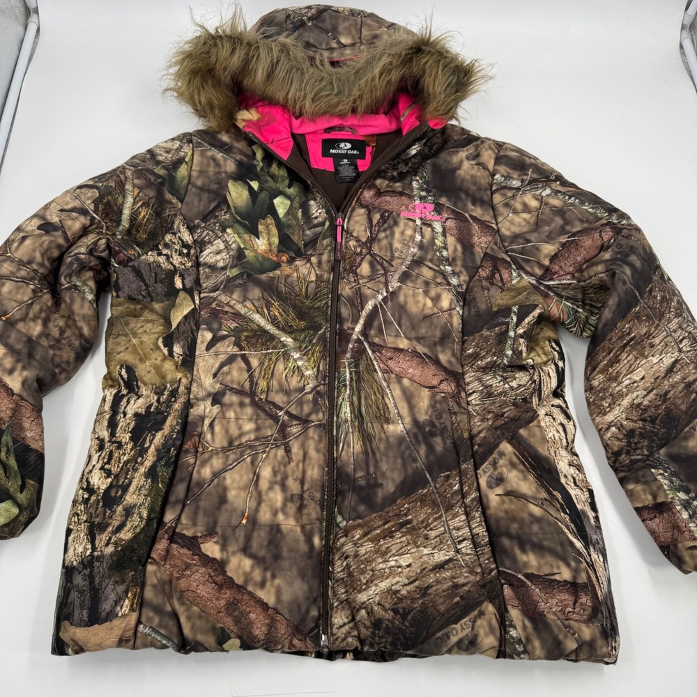 Mossy Oak Camouflage Puffer Jacket with Faux Fur Hood